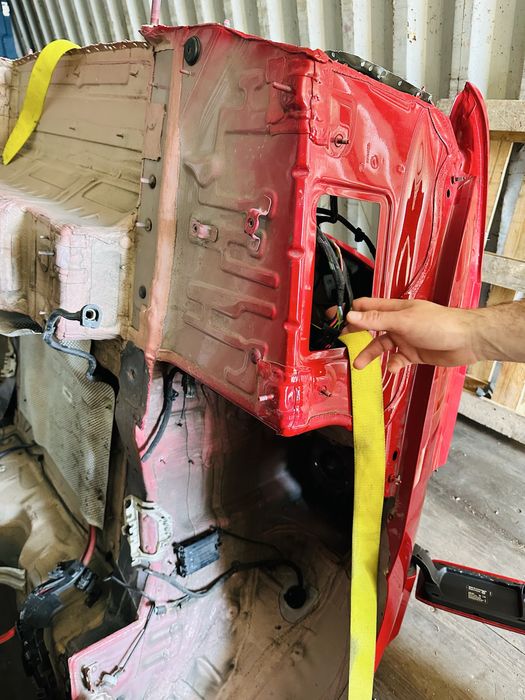 Задна част от купе за BMW M5 2023 година