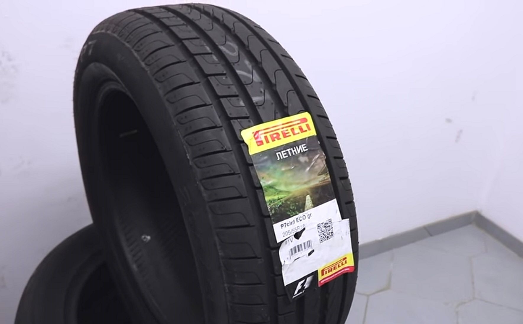 Летняя шина 215/55R17 Pirelli Cinturato P7 94V