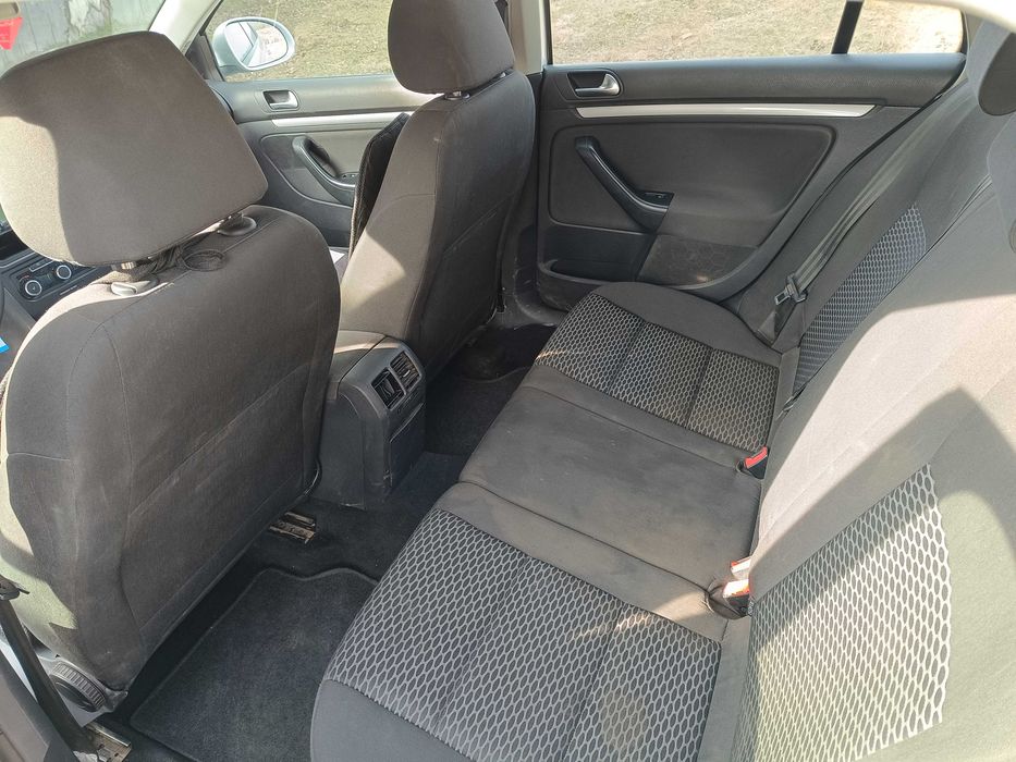 Vand Volkswagen Golf VI Variant Trendline Bluemotion