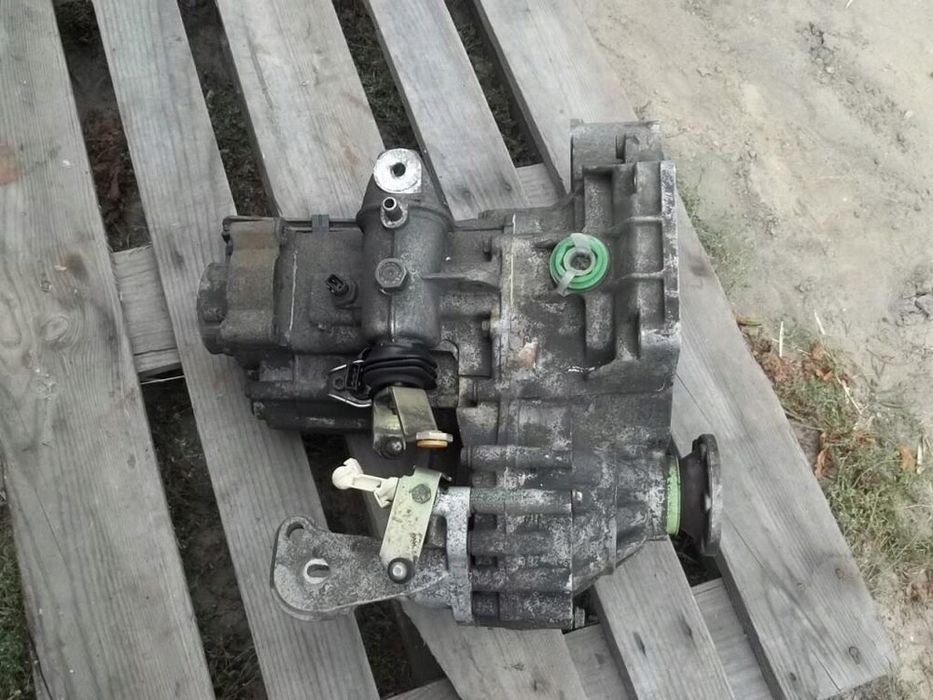 Продам МКПП гольф 3 комплект