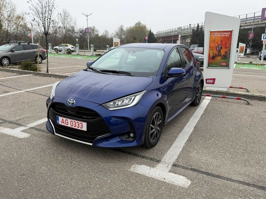 Toyota Yaris 4 hybrid 1.5l 116cp 2020 variante Renault
