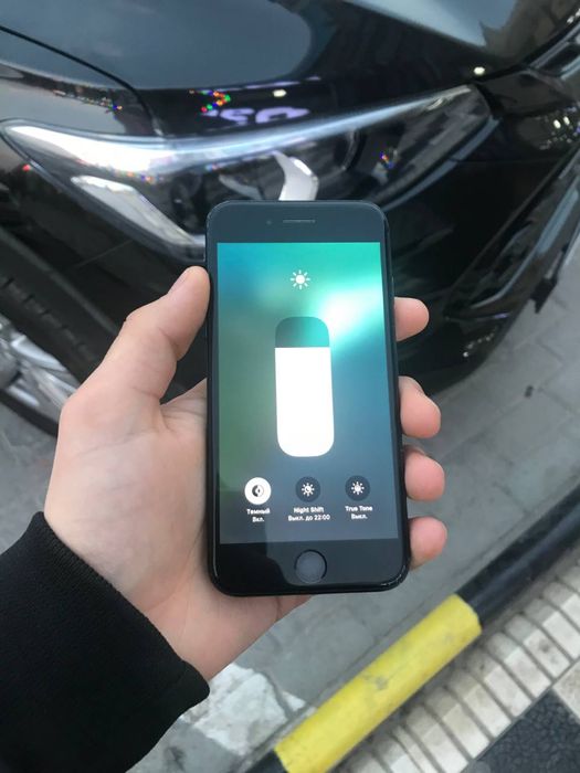 iPhone SE 2022 sotiladi