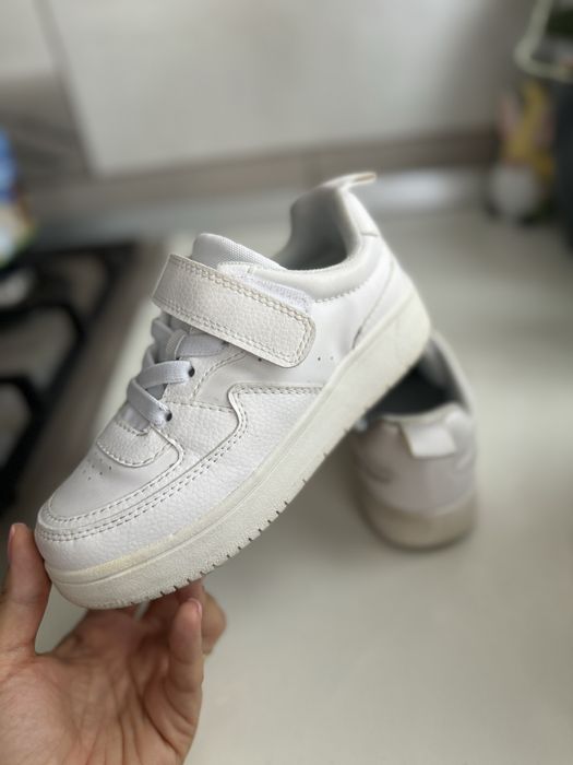 Adidasi baieti marimea 30