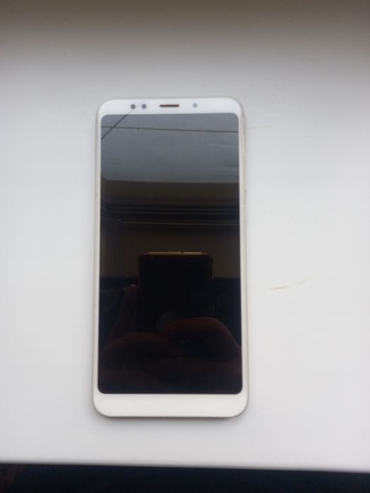 Redmi 5 plus gold