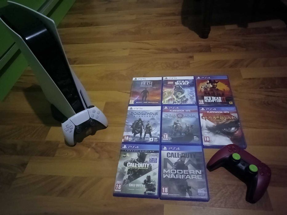 PlayStation 5 + 2 DualSense Controlers + 8 игри