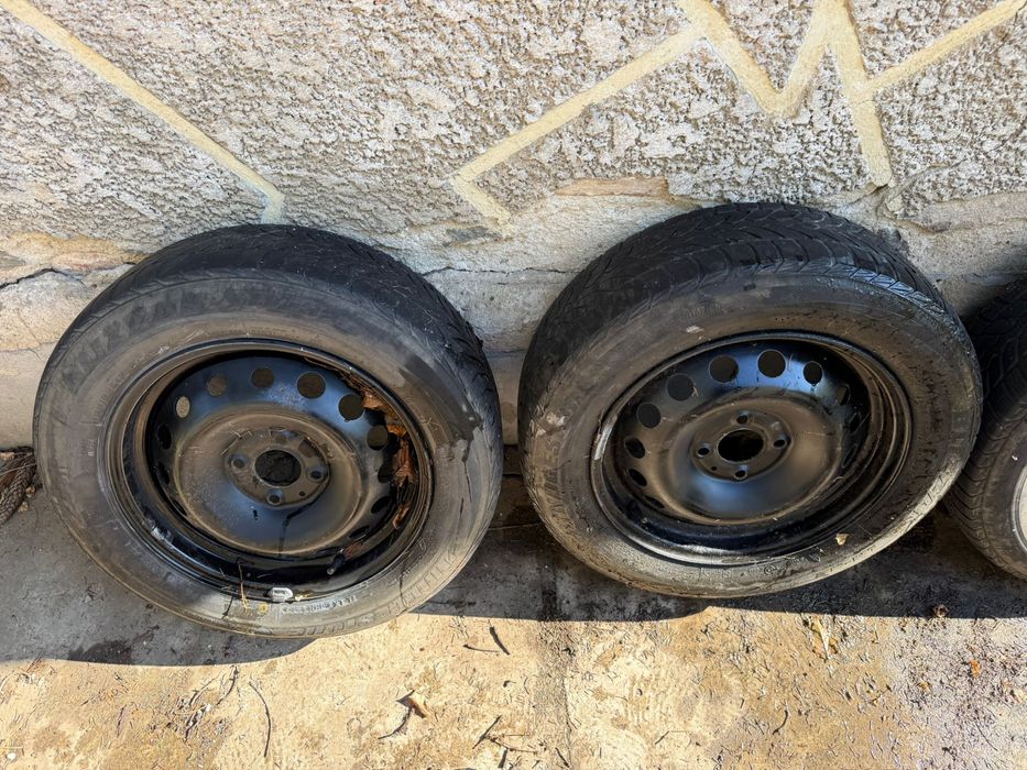 Anvelope cu Jante de Tabla Iarna 185/65/15 și 195/65/15 Michelin Iarna