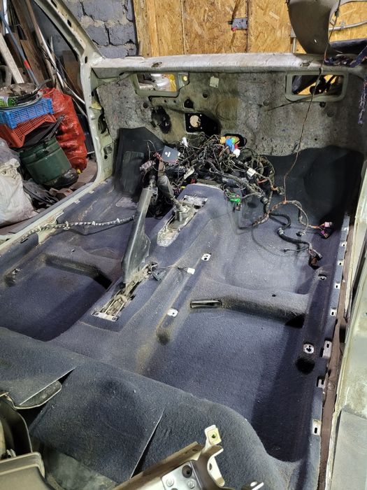 Ковролан, пол на Шкоду Фабия1