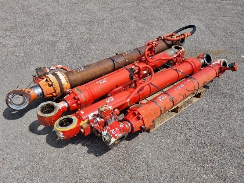 Cilindru hidraulic excavator case 9046 second hand ult-06443