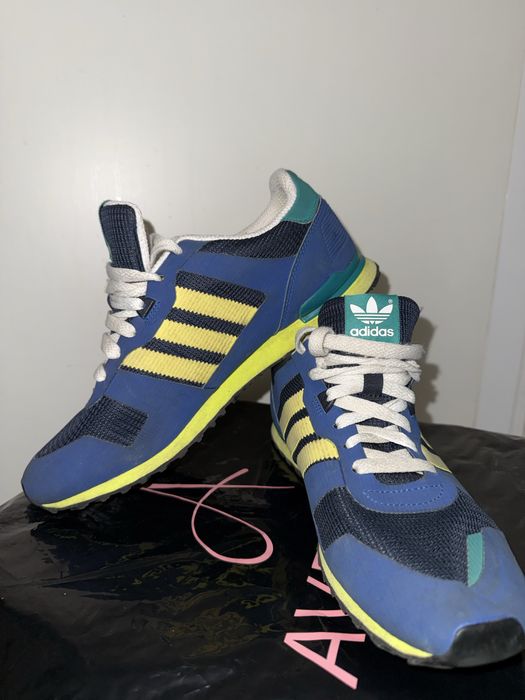 ОРИГИНАЛНИ Спортни Обувки Adidas ZX 700 blue