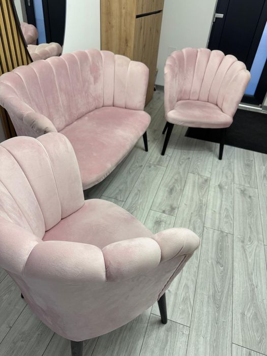 Vand canapea si 2 fotolii