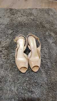 Sandale elegante Benvenuty, marimea 37, bej/auriu