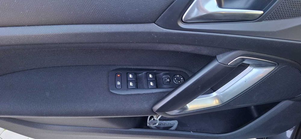 Se vinde Peugeot 308