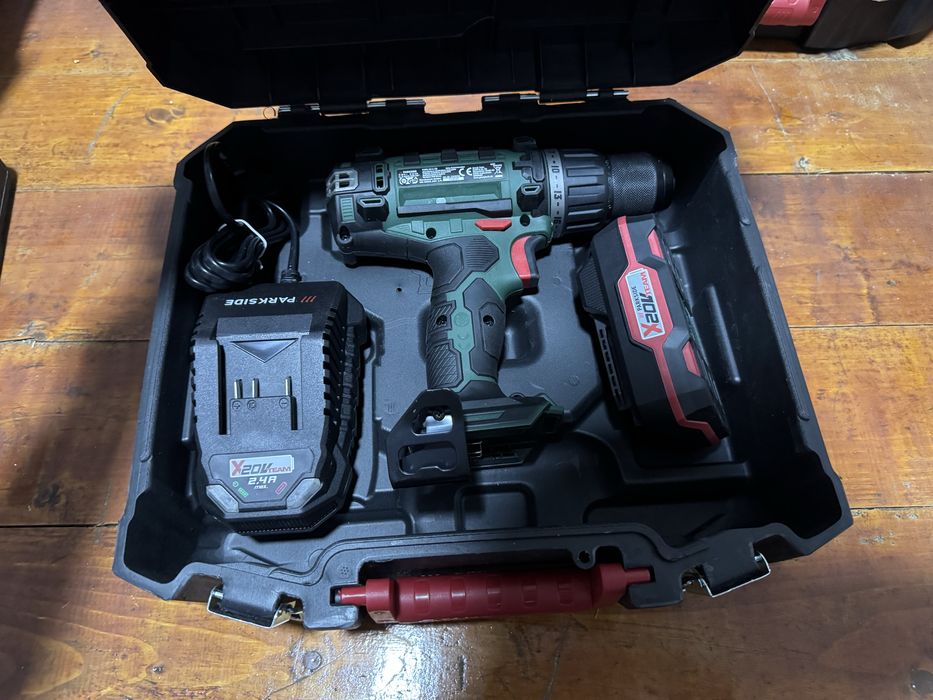 Trusa scule cu filetanta Parkside