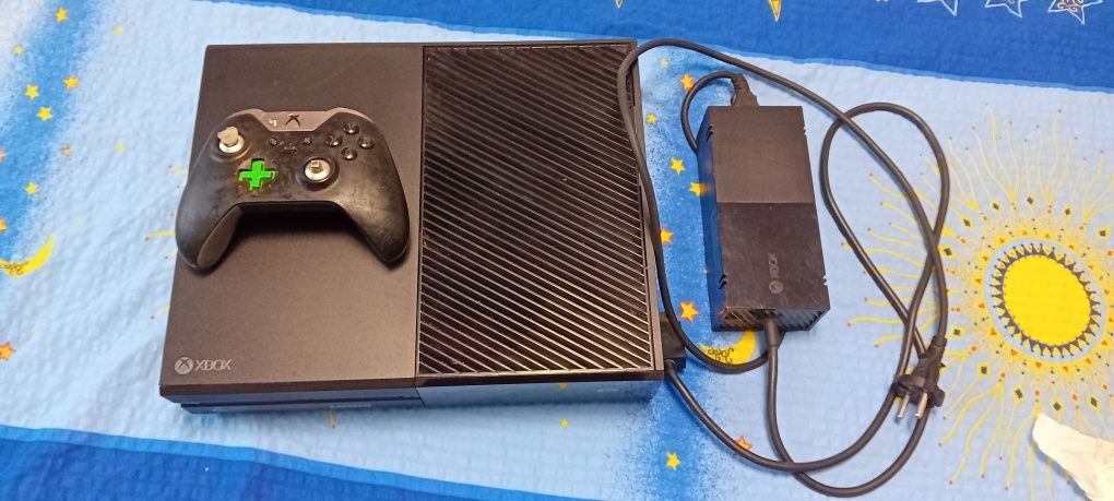 Vând consolă Xbox one