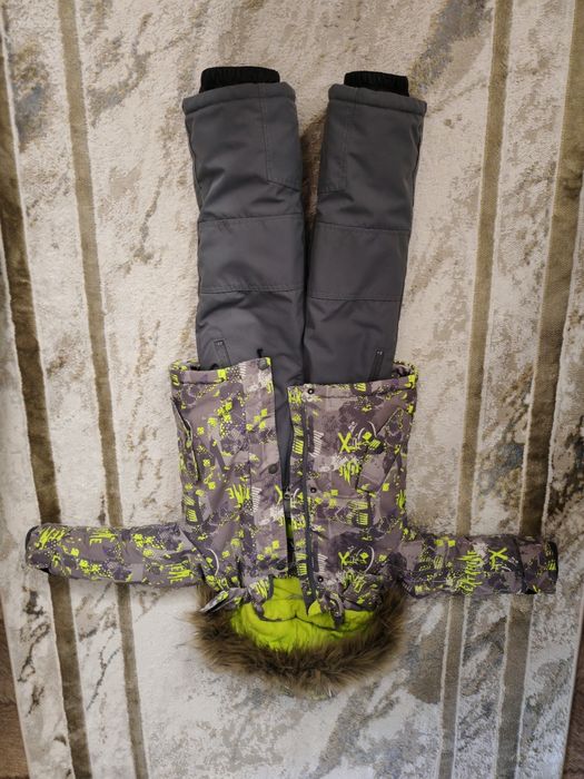 Продам зимний костюм двойка на мальчика