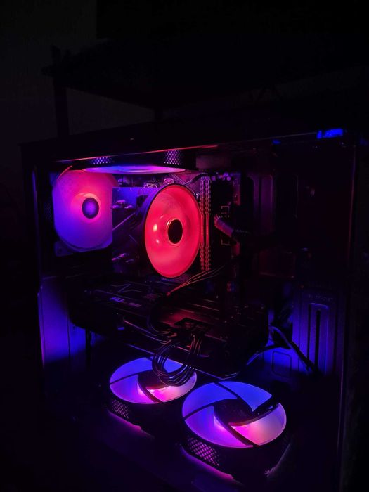 Gaming PC - Ryzen 5 5600x - 16GB 3200MHz RAM - RX 5700 XT - 1TB SSD