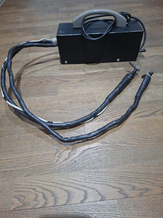 Контакныи сварочныи апарат