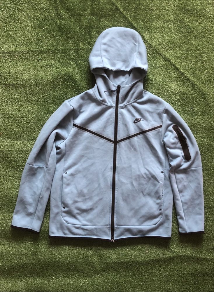 Nike Tech Fleece Мъжко Горнище Размер L