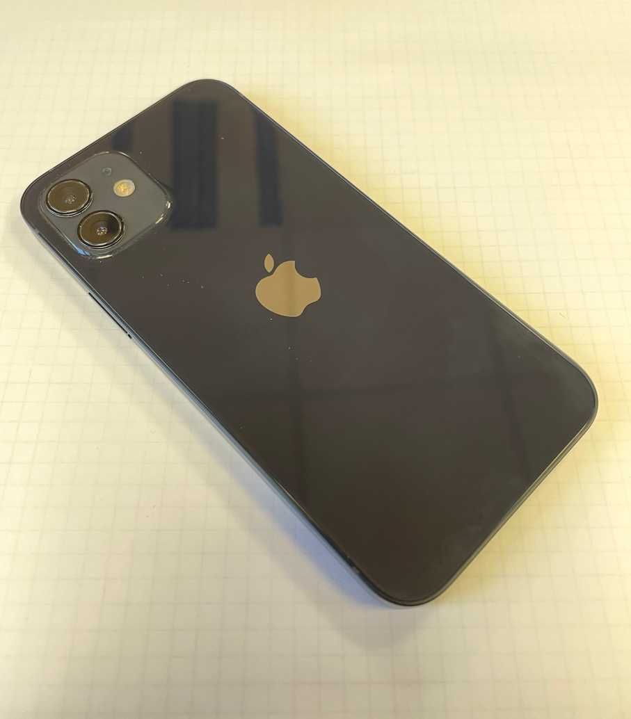 Apple iPhone 12 64GB (А2403) като нов