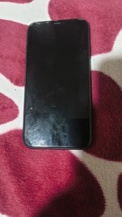 Vând iPhone 11 64 Gb