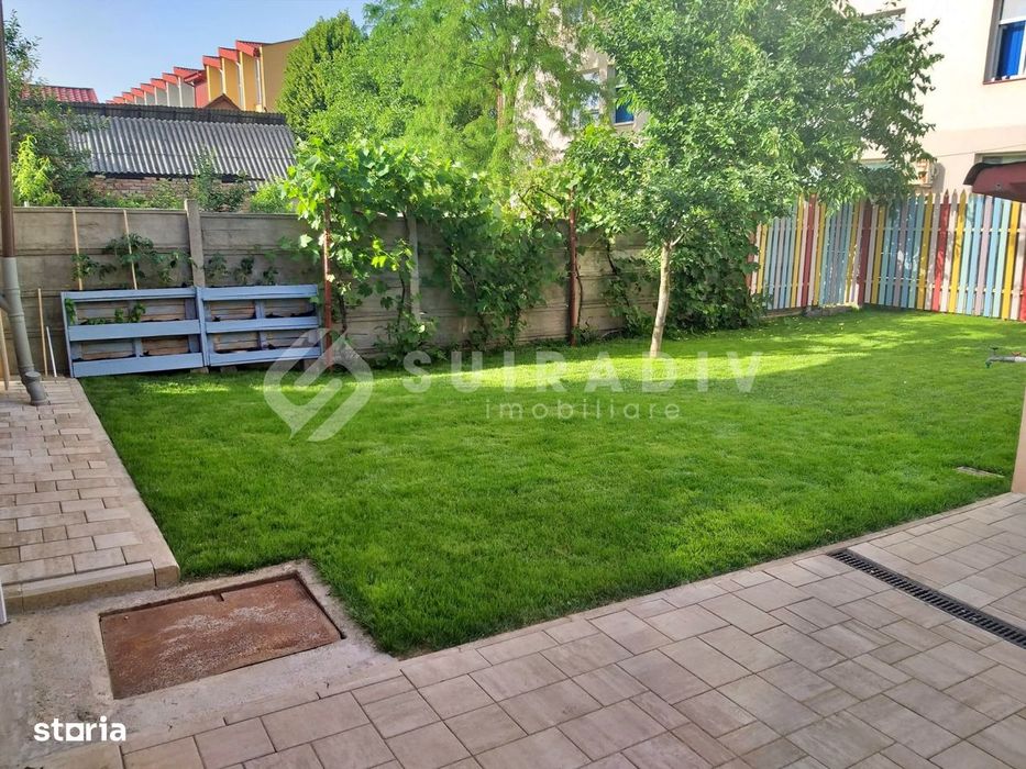 Casă cu 6 camere, 180 mp utili, curte 350 mp, 4 locuri de parcare