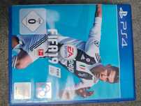 Продавам FIFA 19 за PS4 в отлично състояние