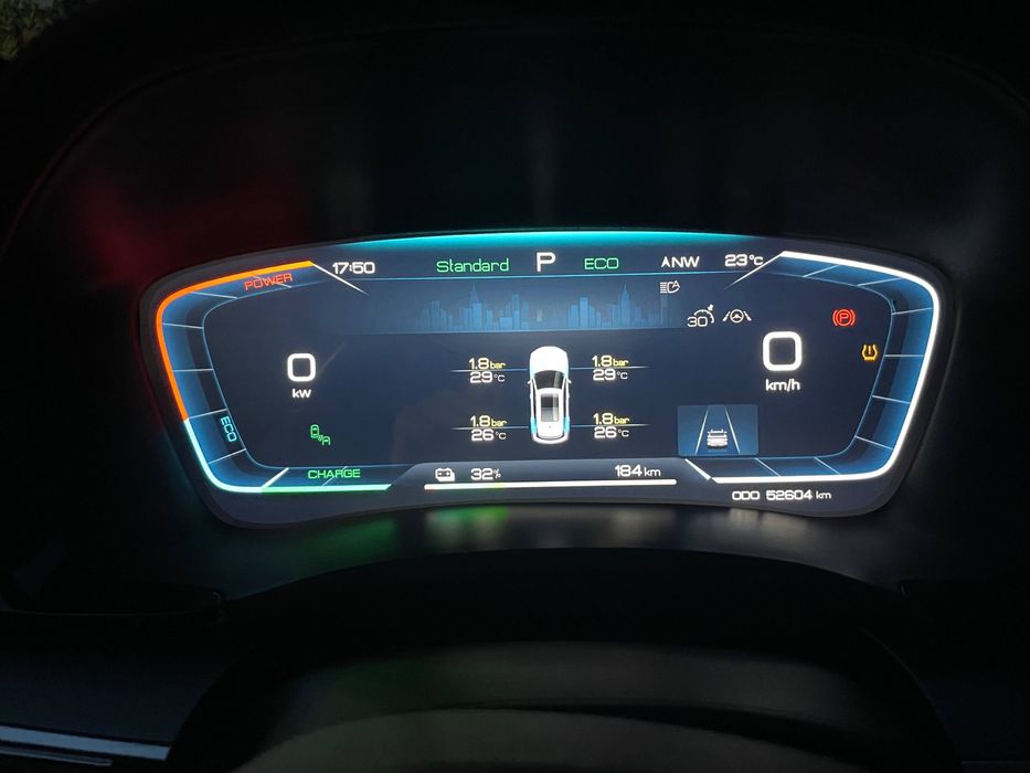 BYD Champion 605 Электро 2024