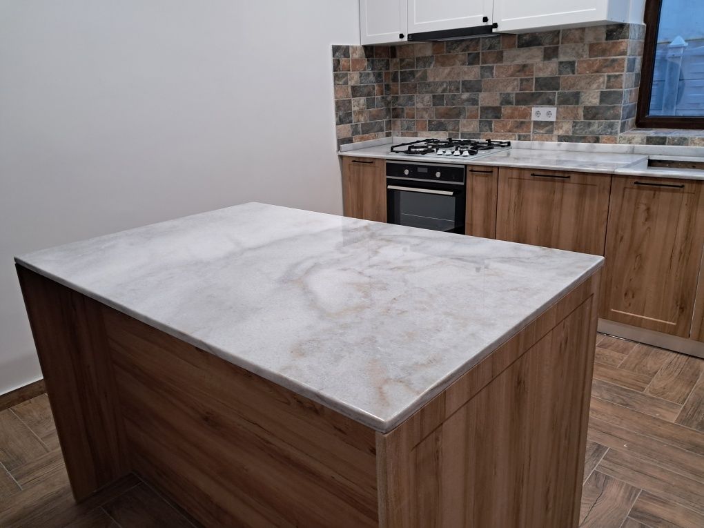 Prelucrare montaj Marmura, Granit Travertin Quartz Compozit