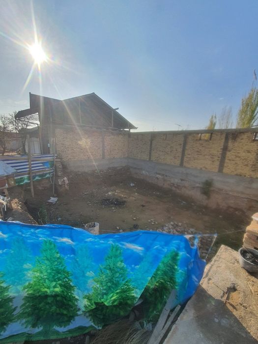 Uy sotiladi ajoyib holatda