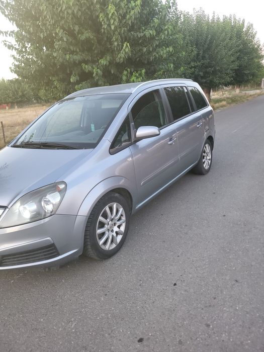 Vand Opel zafira 7 locuri