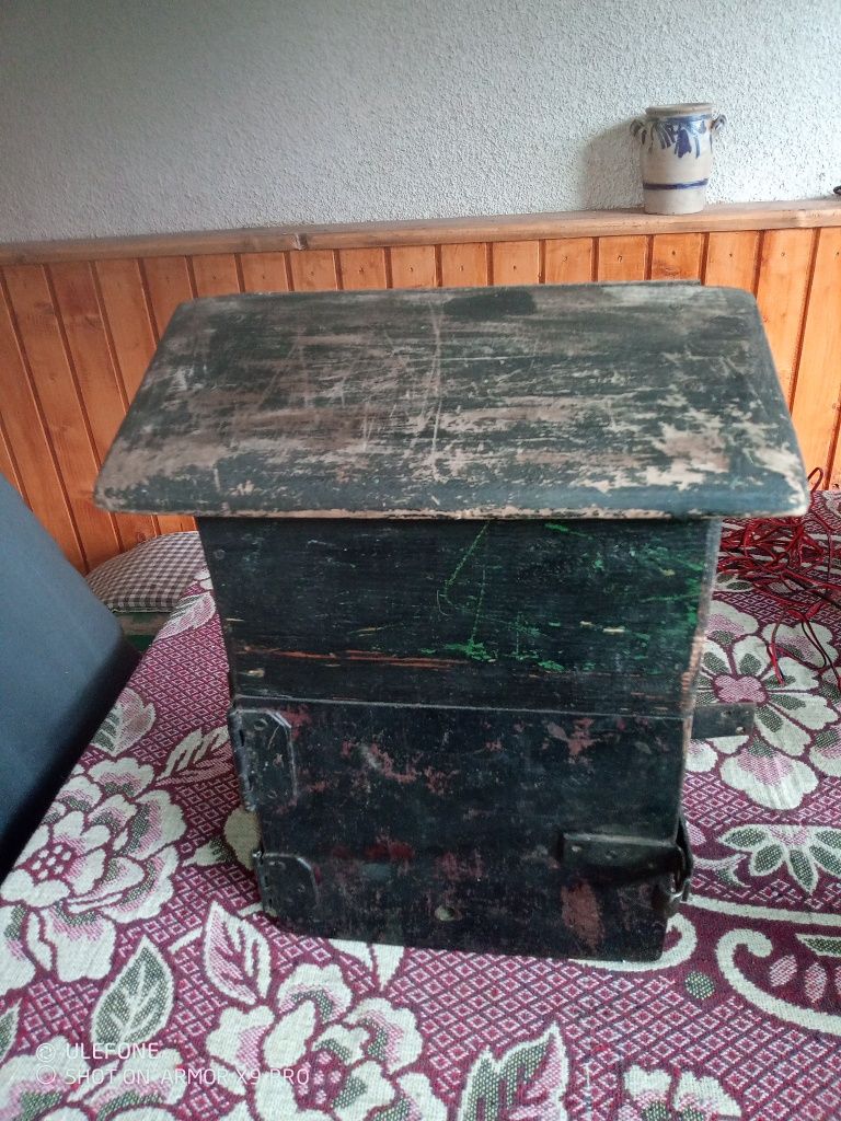 Cutie poștală din lemn veche de colecție