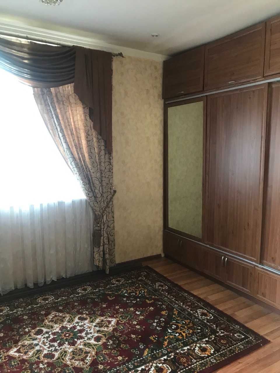 Сдается квартира, на Ракате на долгий срок. Техника и мебель .