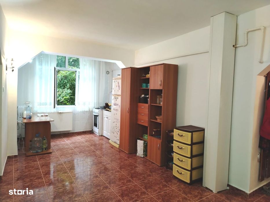 Apartament 3 camere 72mp+garaj  zona Spital finisat 83.000eur neg