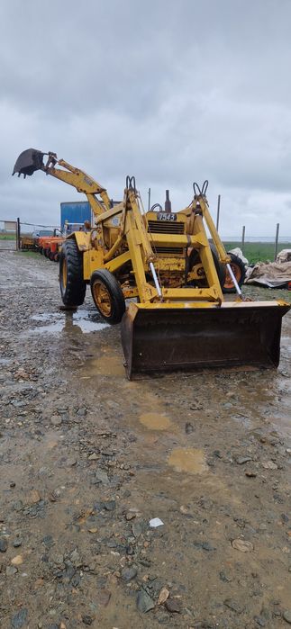 Buldoexcavator Benfra mecanica Fiat