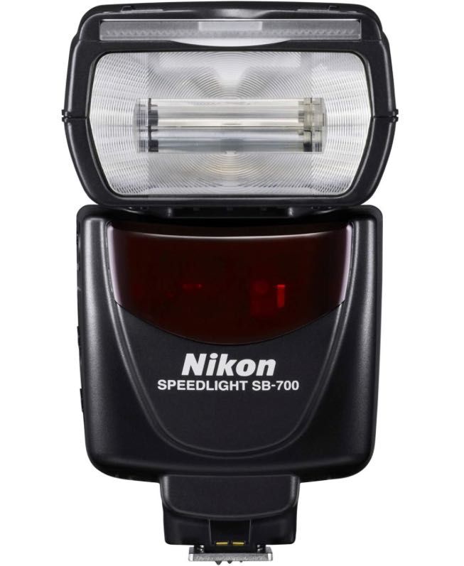 Bliț Nikon SB-700 pentru aparatul foto DSLR Nikon