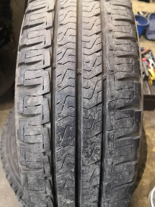 Гуми 215/70/15 Michelin Agilis за кемпер