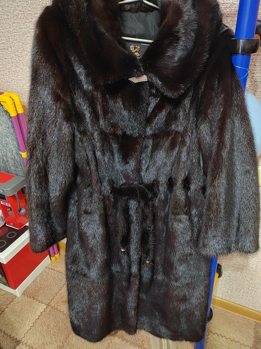 Продам Шубу норкувую