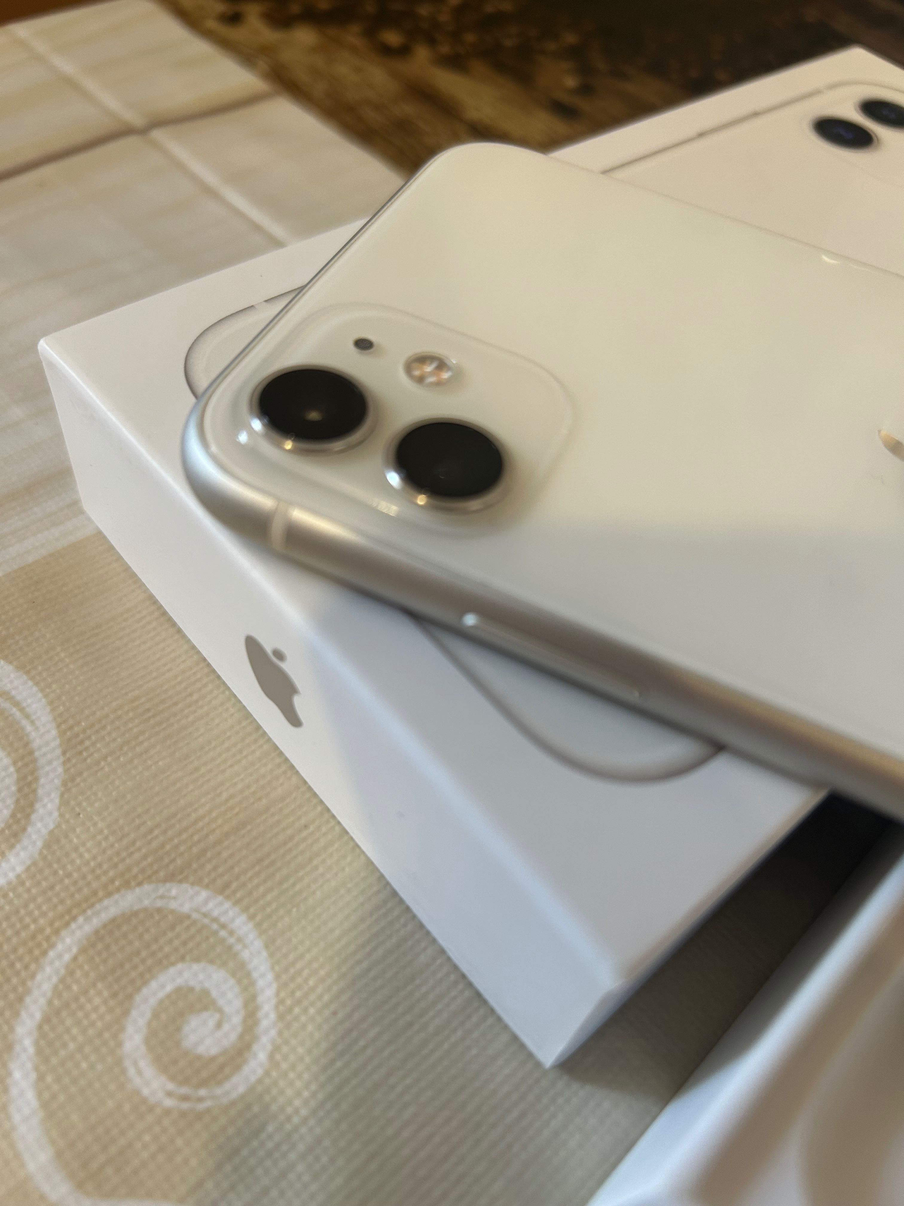 iPhone 11, stare impecabilă
