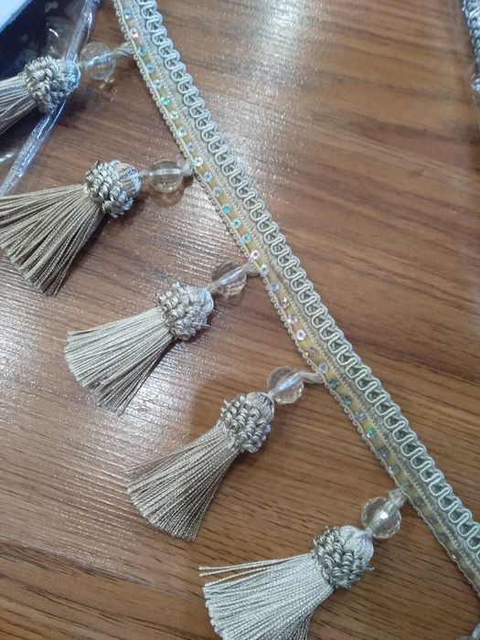 Бахрама для штор кисти подхваты