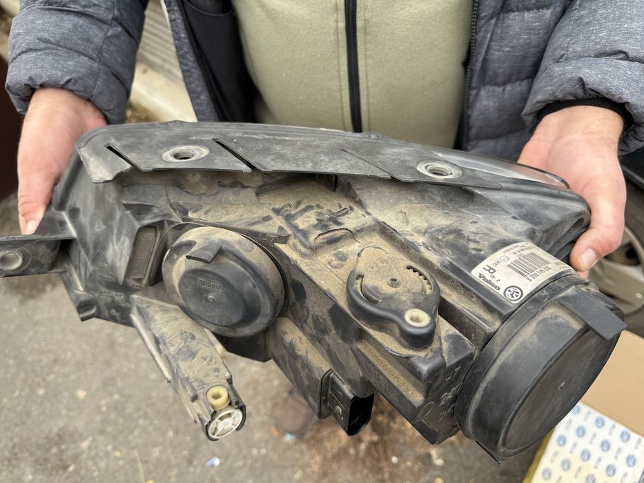 Vand faruri Volkswagen Passat B6