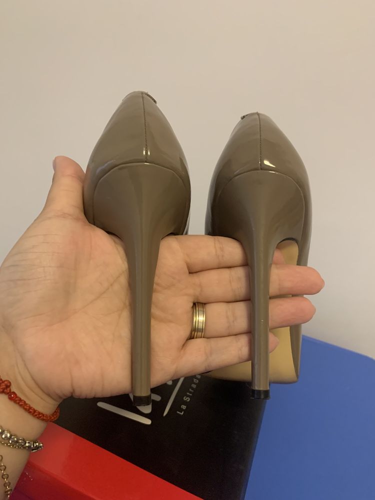 Pantofi Stiletto nr 40