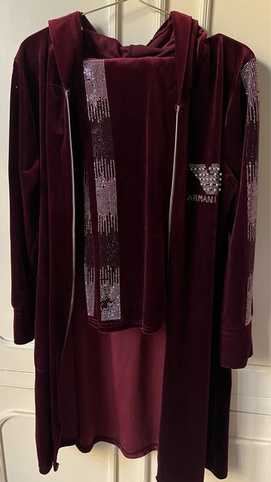 Двойка халат иштони билан