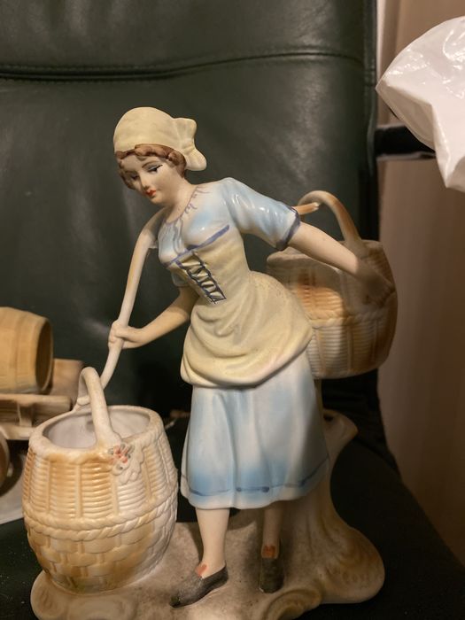 Bibelouri portela si cobalt, balerine, originale Curtea de Arges