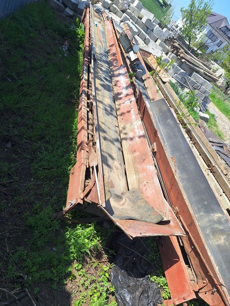 Vând banda transportoare latime 40 lungime 7 metri