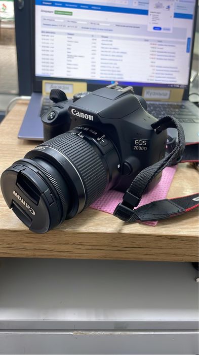 Зеркальный фотоаппарат Canon EOS 2000D (p25)
