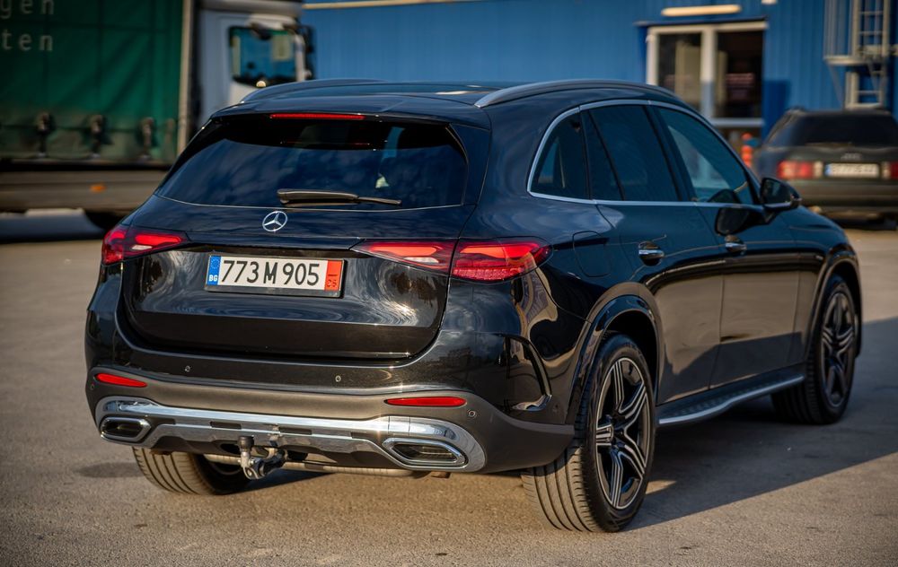 Мерцедес GLC 300 23000 км