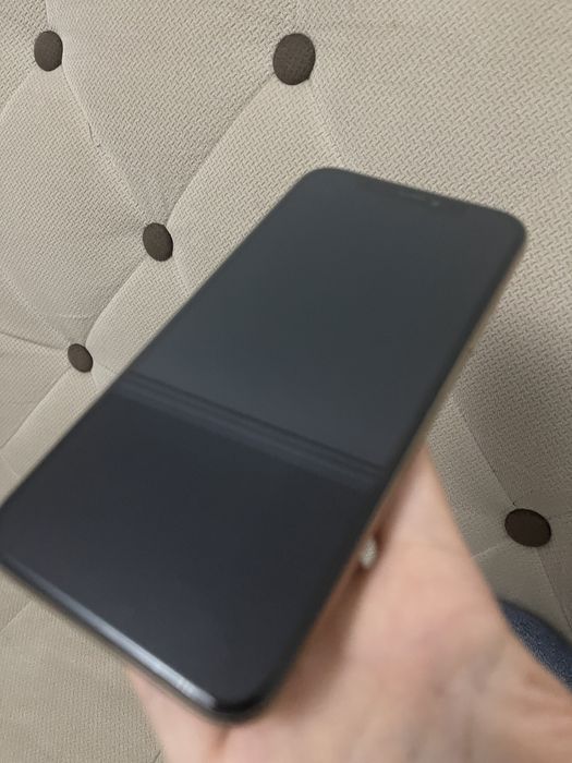 Iphone xs 64 gold SROCHNO SOTILADI