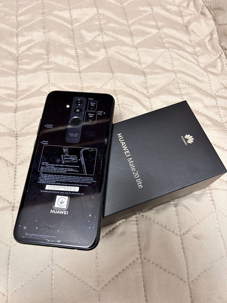 Telefon Huawei Mate 20 Lite Dual Sim