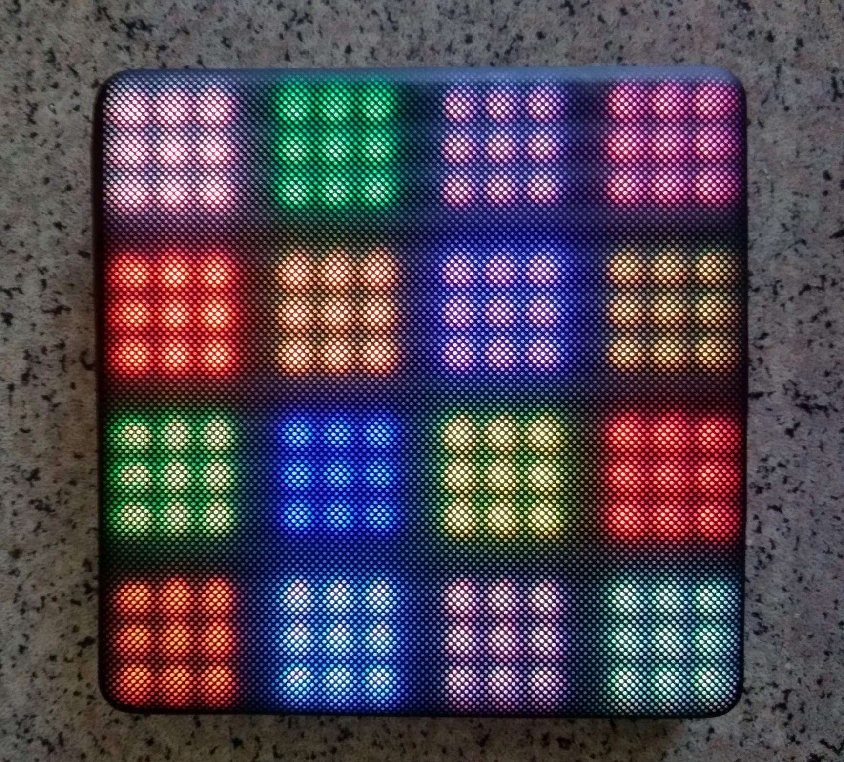 Roli lightpad block M (midi контроллер, drum pad, piano)