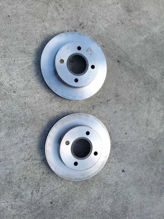 Set discuri frana fata ford escort 5023802